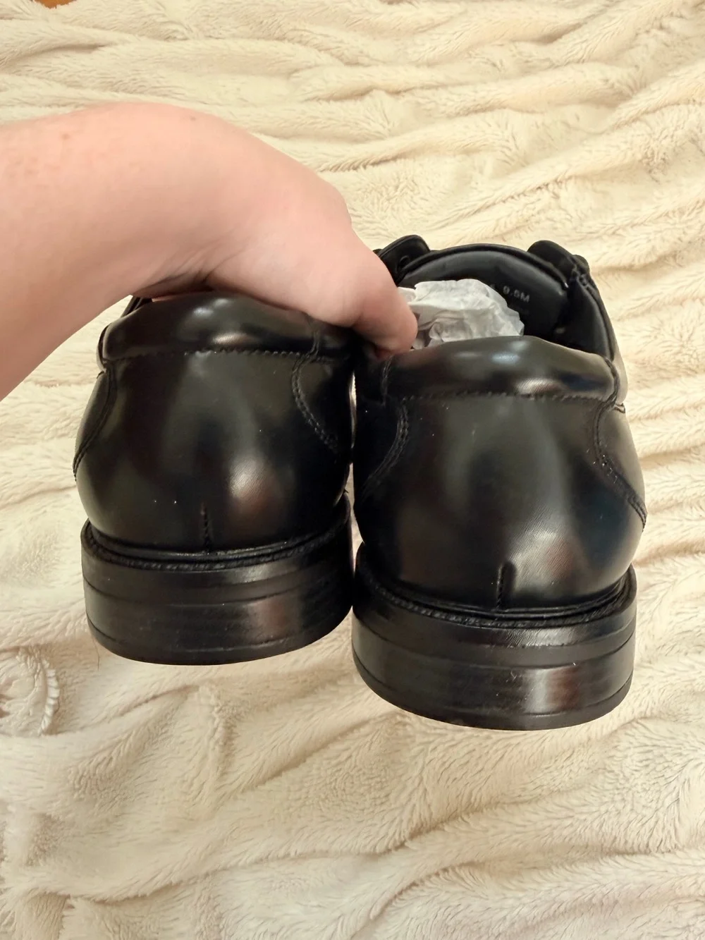 NIB Dockers Irving slip-resistant leather work shoes black men’s Sz 9.5